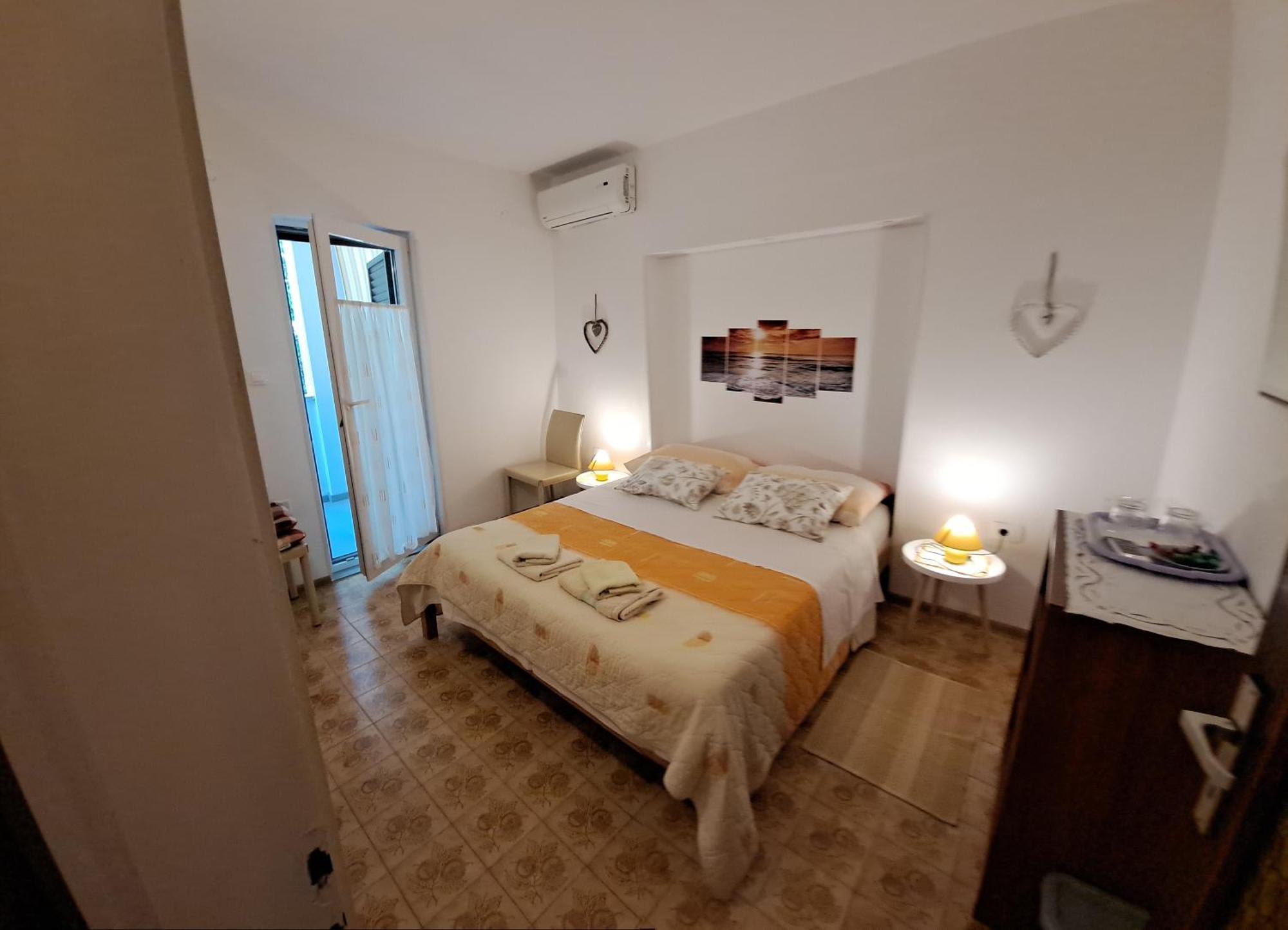 Mirjana Penzión pre hostí *